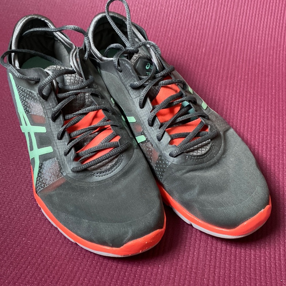 Asics Gel-Fit Nova Training Shoe size 9.5